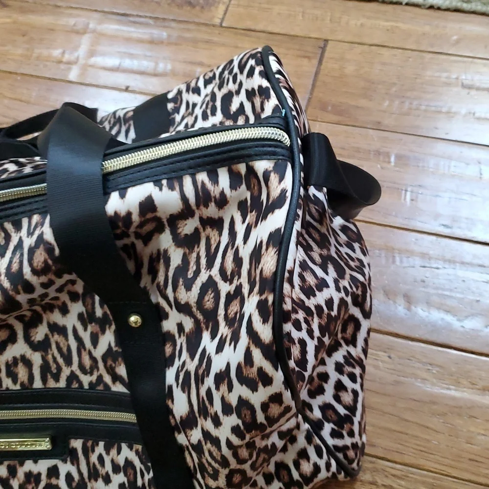 Juicy Couture Leopard Print Weekender Travel Duffel Bag - Picture 3 of 14